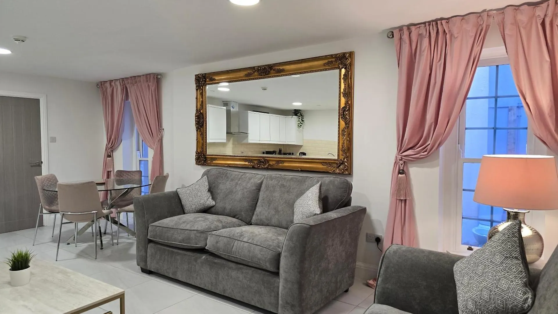 Beautiful Cardiff Bay Apartment